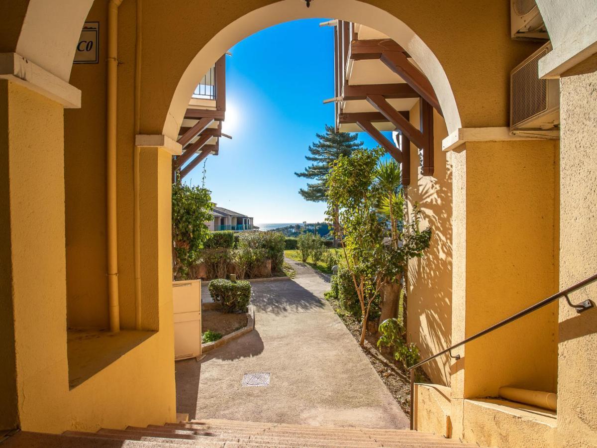 Apartment Village Cap Esterel - Le Village-53 By Interhome Saint-Raphaël Exterior foto