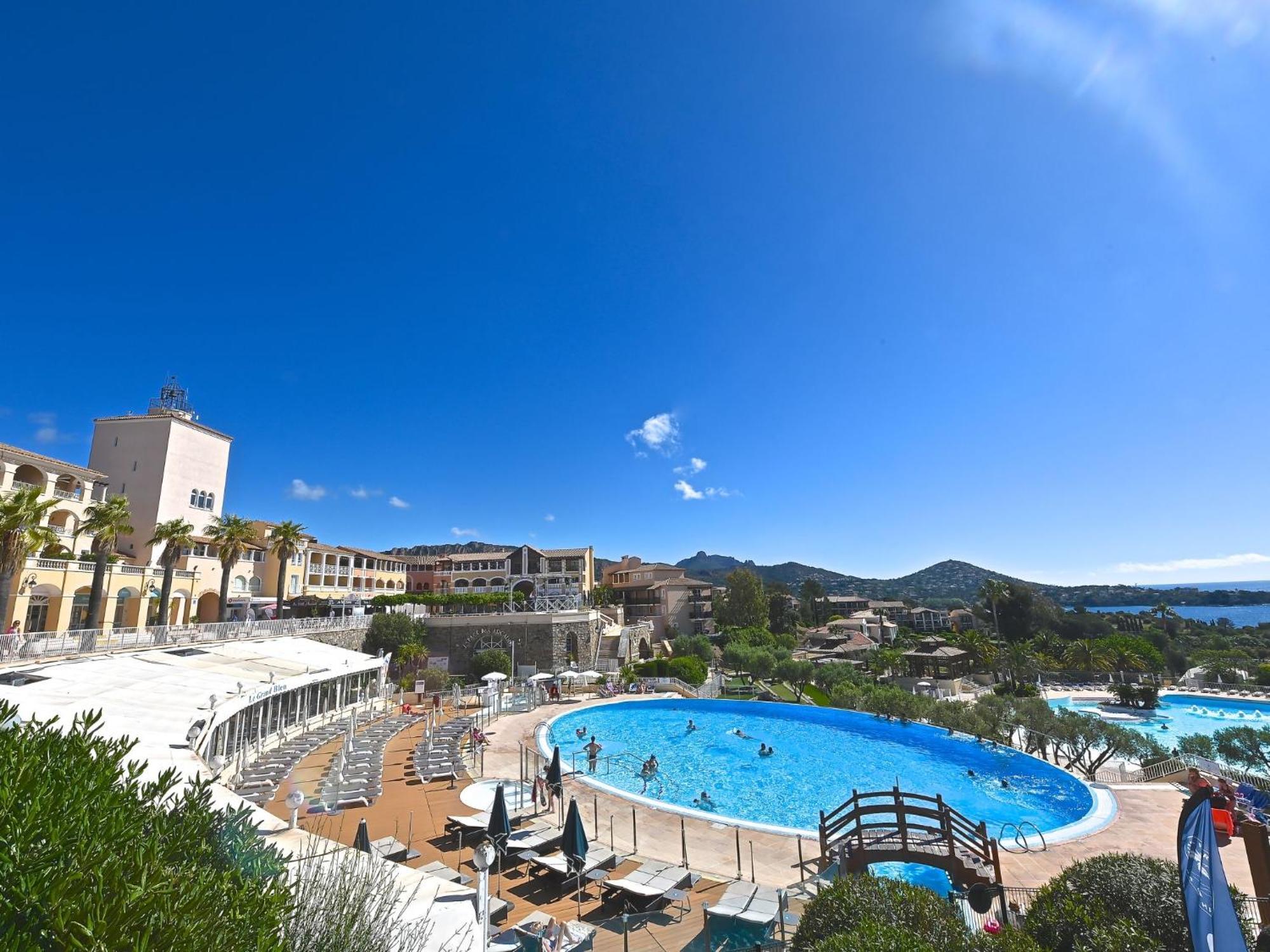 Apartment Village Cap Esterel - Le Village-53 By Interhome Saint-Raphaël Exterior foto