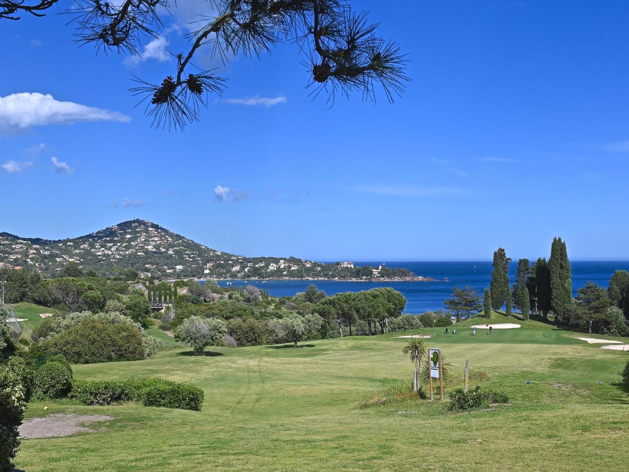 Apartment Village Cap Esterel - Le Village-53 By Interhome Saint-Raphaël Exterior foto