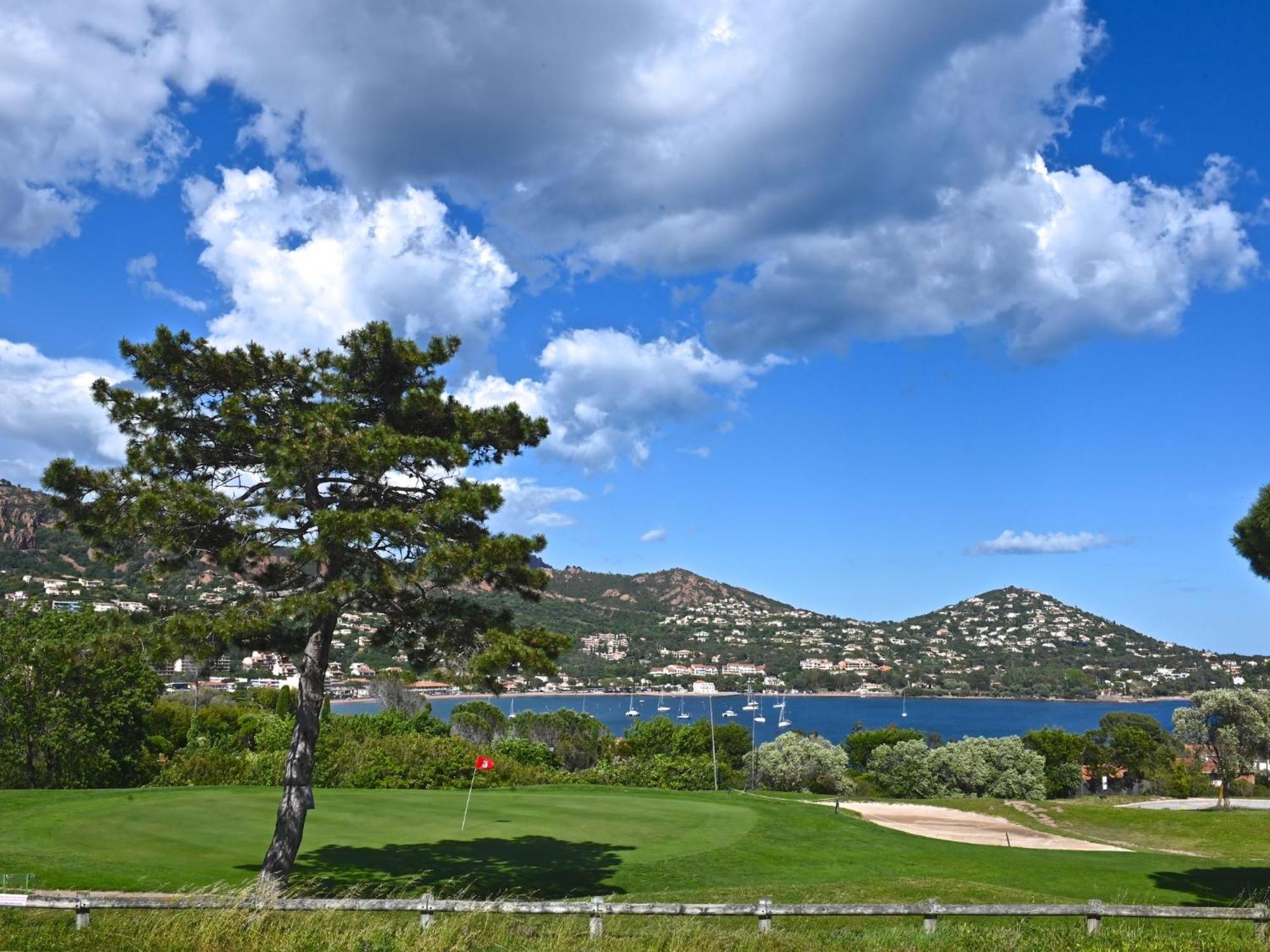 Apartment Village Cap Esterel - Le Village-53 By Interhome Saint-Raphaël Exterior foto