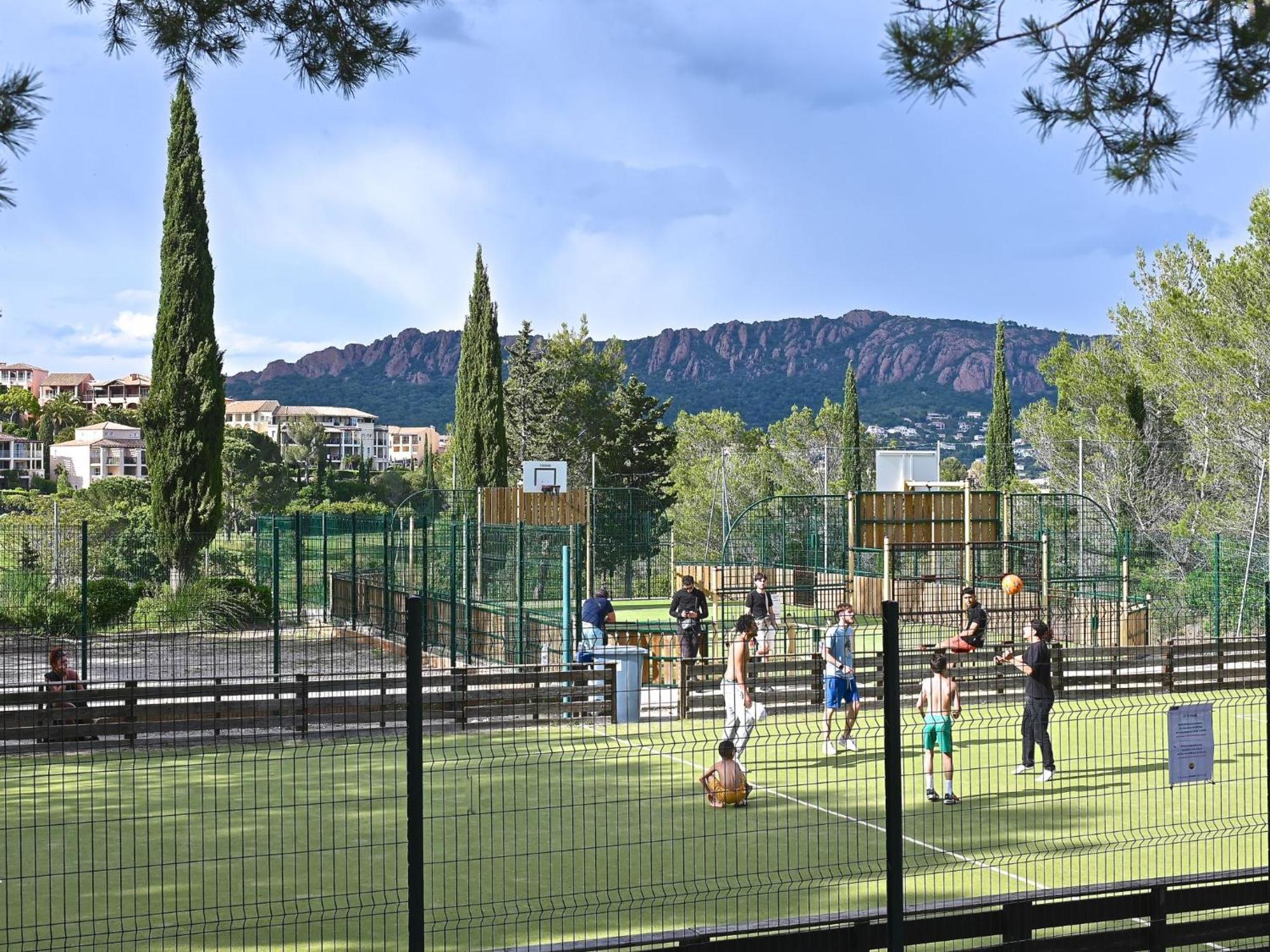 Apartment Village Cap Esterel - Le Village-53 By Interhome Saint-Raphaël Exterior foto